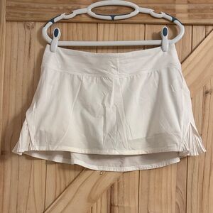 White lululemon tennis skirt